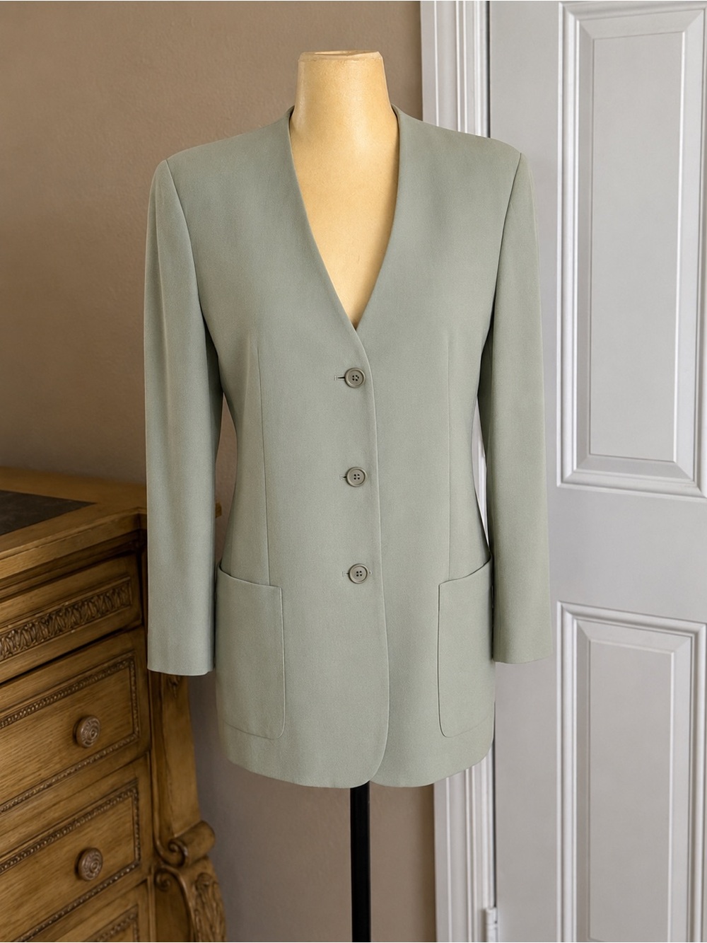 Vintage Giorgio Armani Le Collezioni Sage Green Linen Blend Long Blazer size M